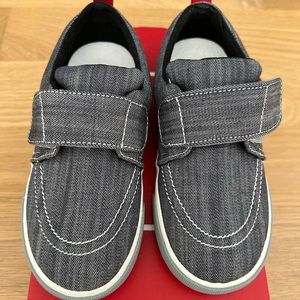See Kai RunWyatt gray/denim sneaker. Size 13. Brand new.